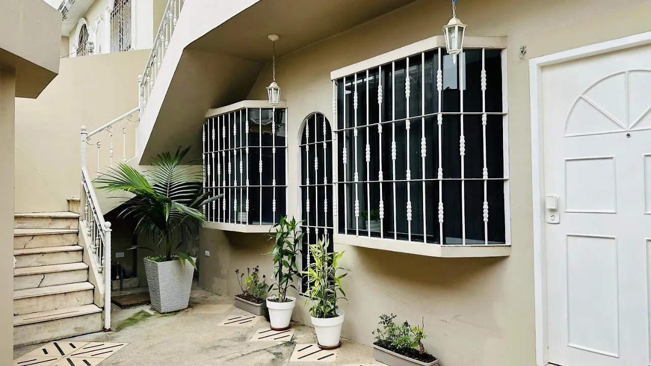 Comfortable 3-Bedroom Apartment, Close To The American Consulate Guayaquil Guest house